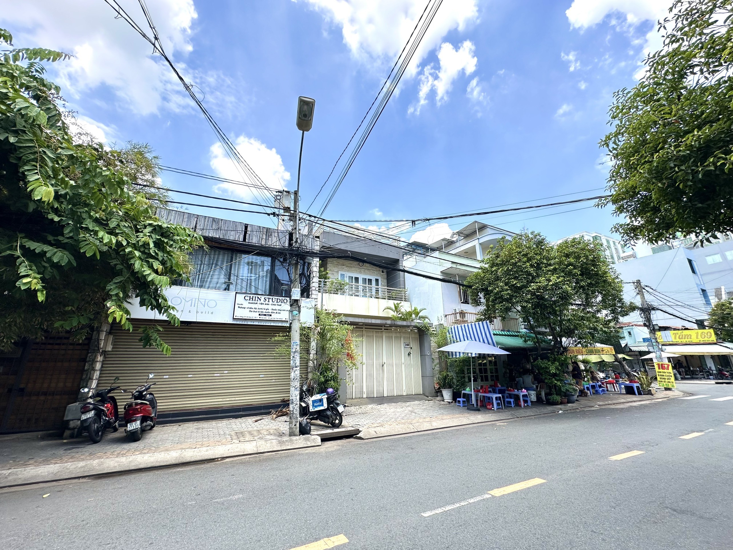 Nhà mặt tiền đường số 79, Tân Quy; trệt + 2 lầu + mái, 5.8x21m 123 m2 đất 1