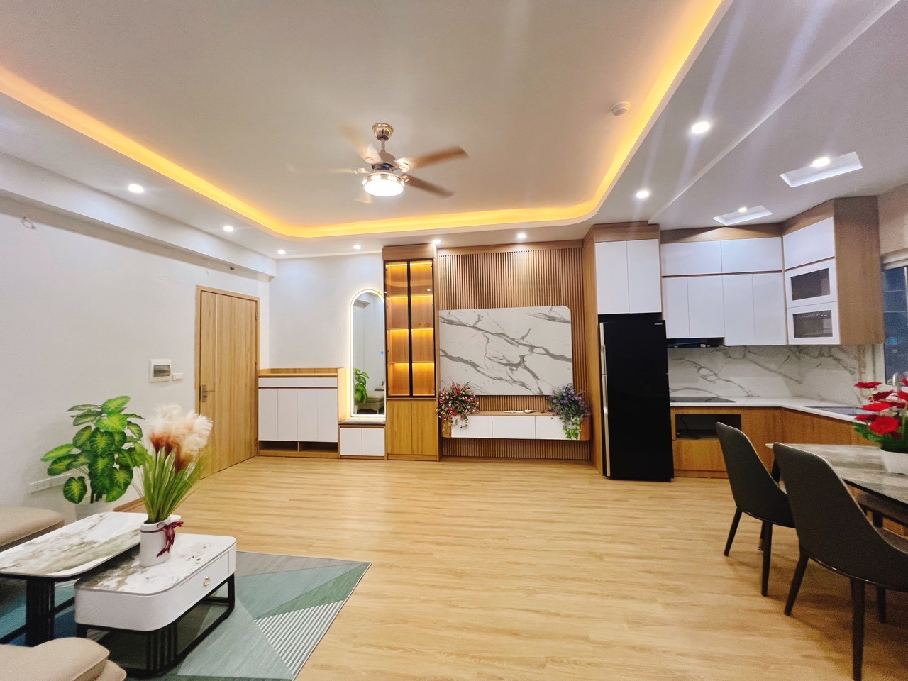 Cần bán căn hộ góc 2PN full nội thất, giá rẻ nhất tại KĐT Thanh Hà Cienco 5 3