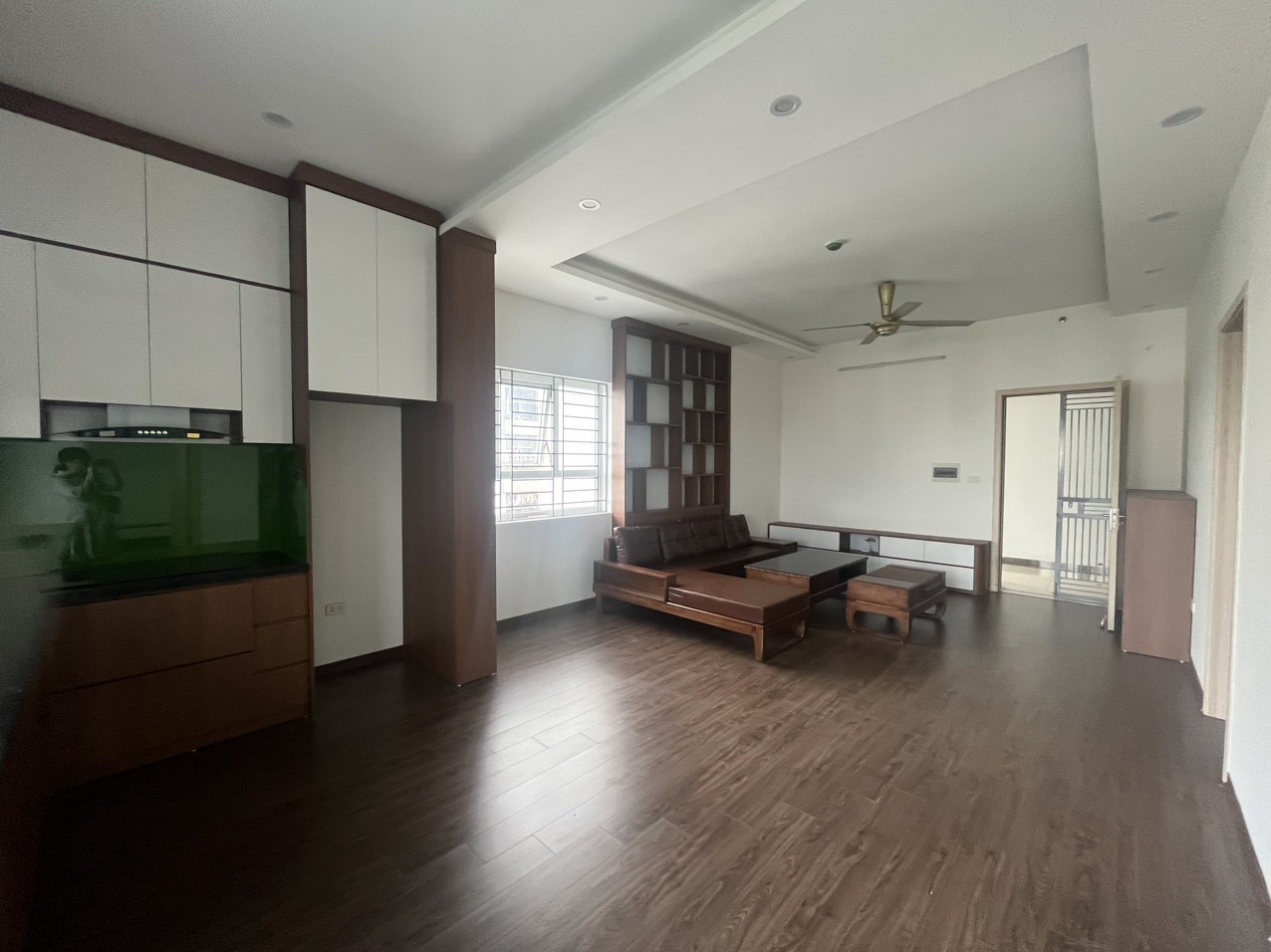 Cần bán gấp căn hộ góc 80m view Hồ, full nội thất mới tại KDT Thanh Hà Mường Thanh 2