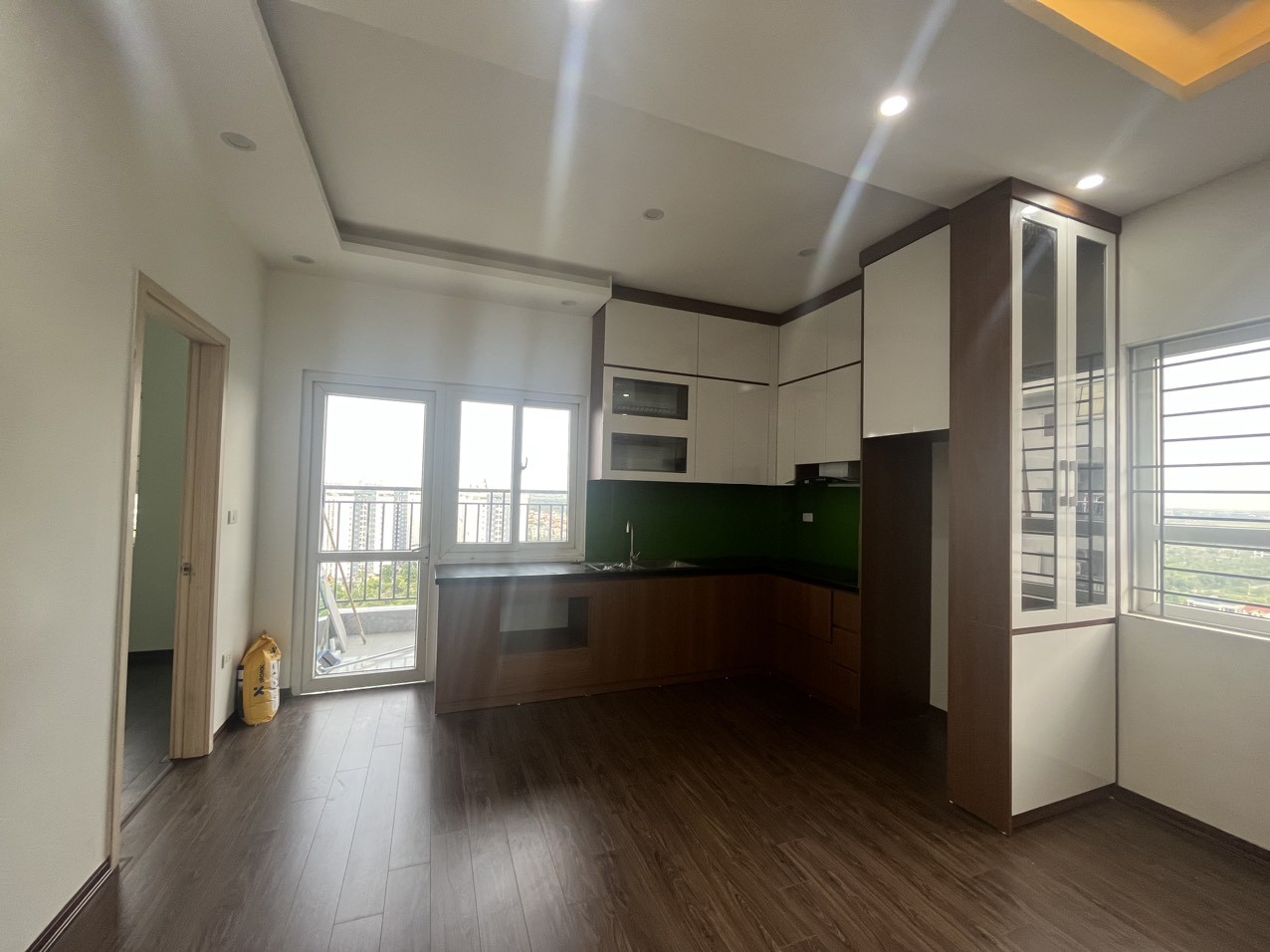 Cần bán gấp căn hộ góc 80m view Hồ, full nội thất mới tại KDT Thanh Hà Mường Thanh 4