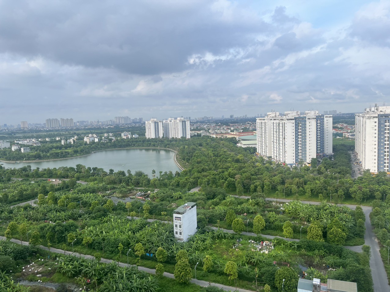 Cần bán gấp căn hộ góc 80m view Hồ, full nội thất mới tại KDT Thanh Hà Mường Thanh 5