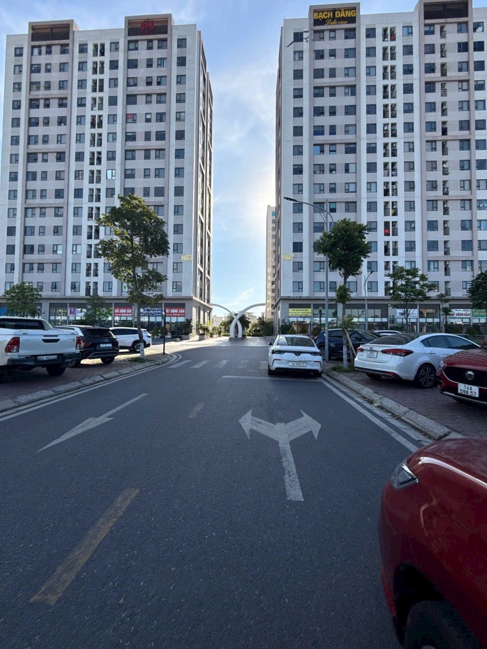 Bán lô góc 2 mặt tiền KDC Trần Hưng Đạo, TP Hải Dương, 220.38m2, đối diện chung cư, KD tốt