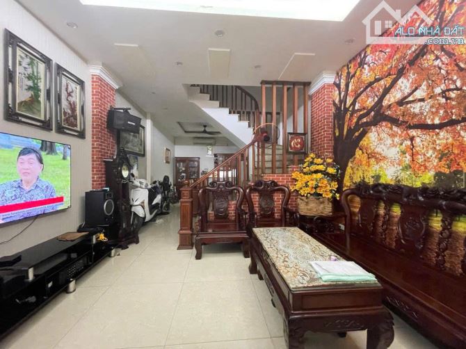 BÁN NHÀ YÊN HÒA – CẦU GIẤY – 52M² – 5 TẦNG – GIÁ 7,6 TỶ 2