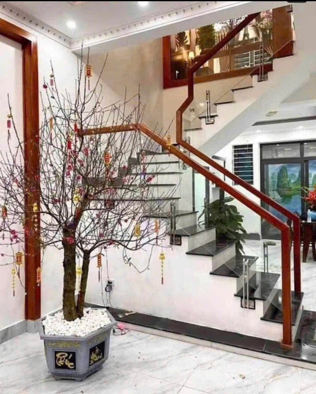 Bán nhà 4 tầng ngõ đường Ngô Quyền, ph Tân Bình, TP HD, 46m2, 3 ngủ, gara, ngõ oto 5
