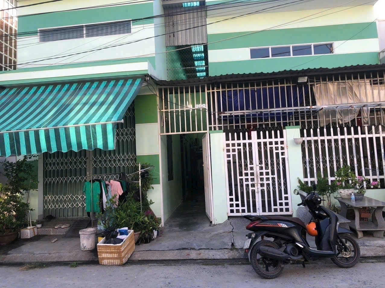 BÁN ĐẤT TẶNG NHÀ VÀ DÃY TRỌ TĐC THỦY TÚ  - VĨNH THÁI- Diện tích 150m2 full ONT- Ngang 10m.
