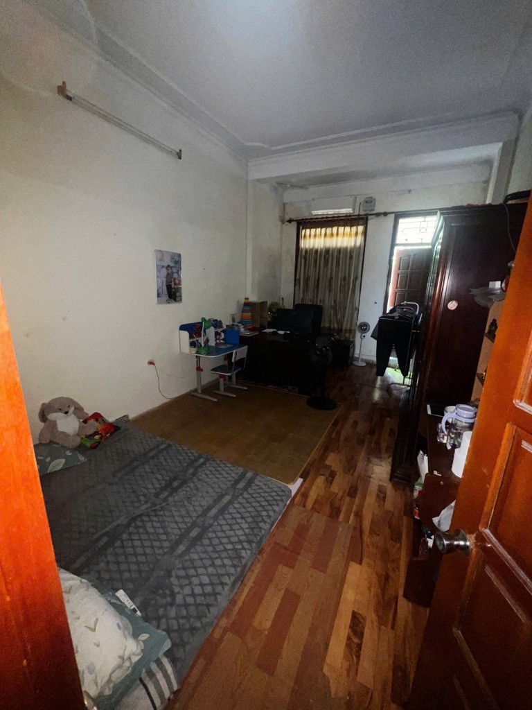 Nhà phố Vĩnh Hưng, DT 50m2, vỉa hè rộng, kinh doanh tốt chỉ gần 12 tỷ