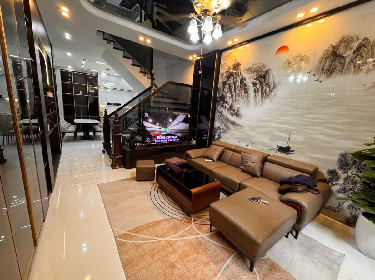 Vip Khương Đình 2 thoáng , ngõ thông, ô tô vào tận nhà,62m giá 17 tỷ 5