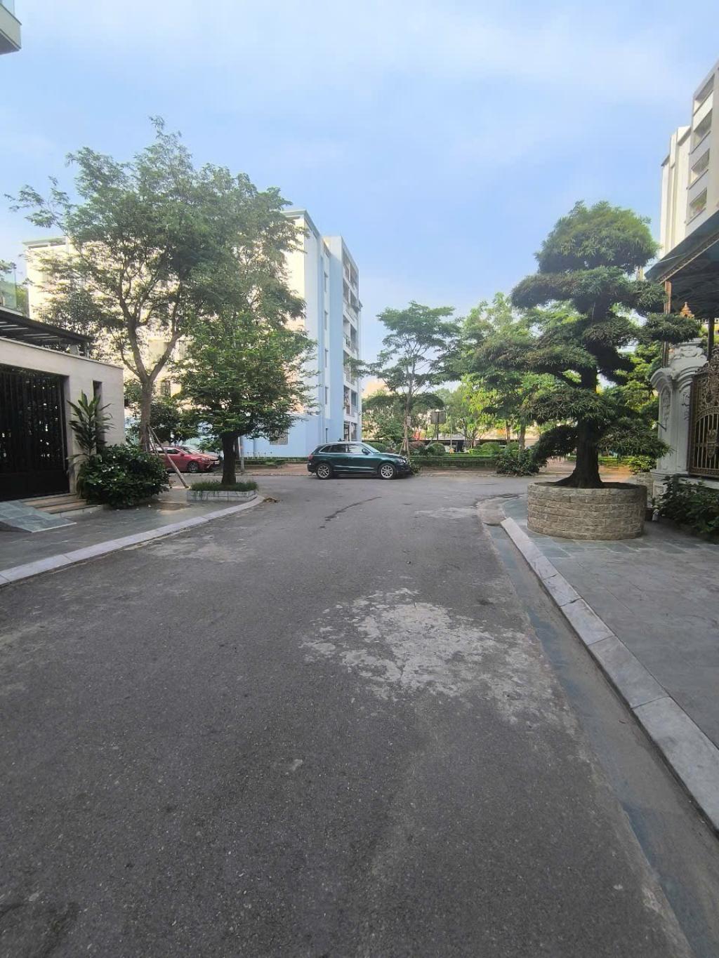 VIỆT HƯNG 56 tỷ 190m VỈA HÈ RỘNG,KINH DOANH ĐỈNH,LONG BIÊN HÀ NỘI 2