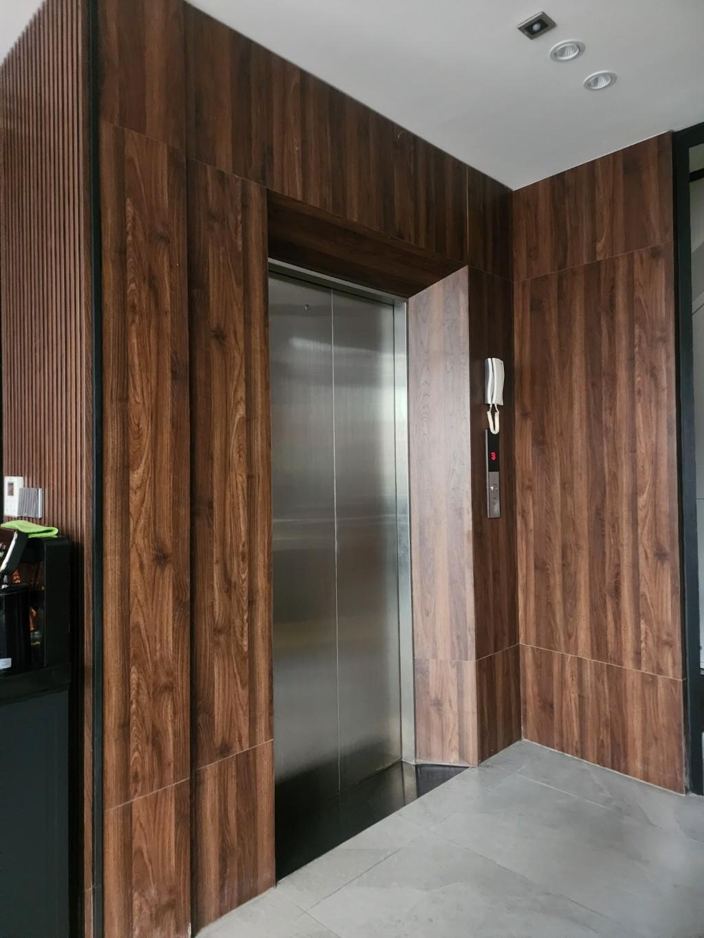 BÁN NHÀ HỒNG TIẾN 26 tỷ 130m NHÀ 7TẦNG MẶT TIỀN 11m,NGÕ THÔNG,LONG BIÊN 4