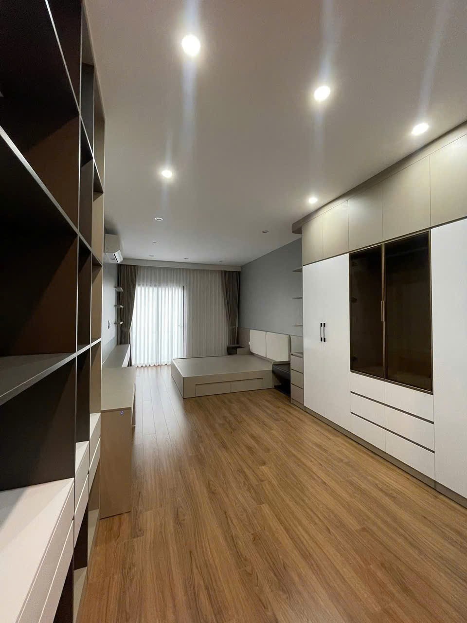 PHÂN LÔ HOÀNG SÂM – SIÊU PHẨM GIÁ ĐẦU TƯ DUY NHẤT – 52M² – Ô TÔ TRÁNH GIÁ 17 TỶ 800 – CẦU GIẤY 2