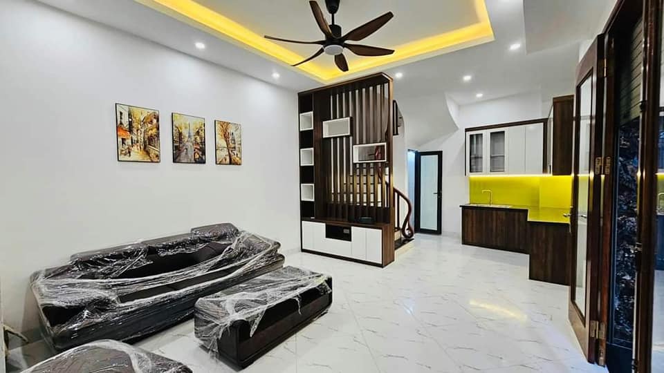 Nhà Di Trạch, Hoài Đức gần phố Nhổn, giáp khu đô thị Hinode Royal Park, xây 5 Tầng, ô tô vf3 đỗ giá 2