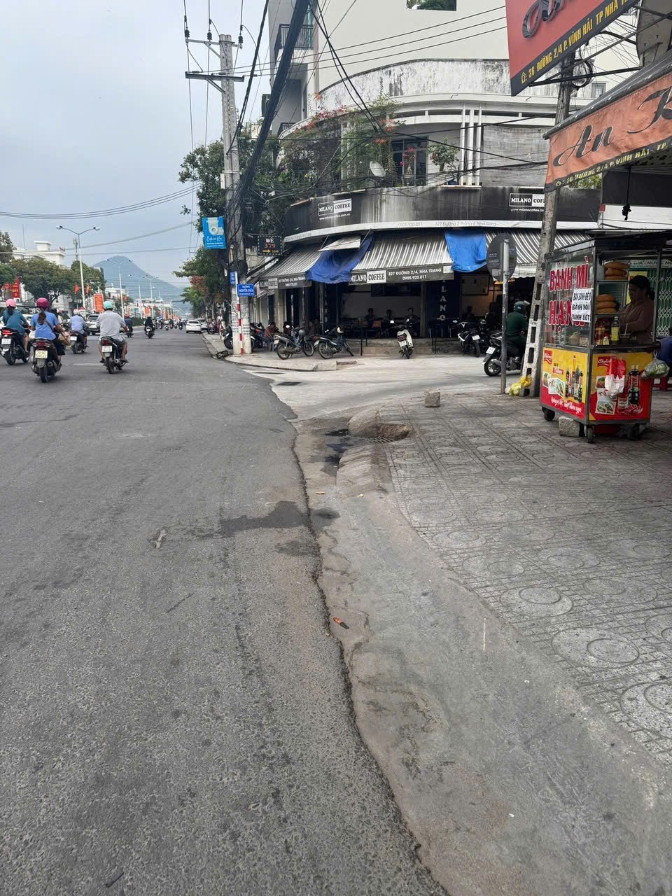 BÁN ĐẤT ĐƯỜNG OTO THÔNG RA NGUYỄN BIỂU - VĨNH HẢI- Diện tích 122.8m2 full ODT   Giá bán 60tr/m2 5