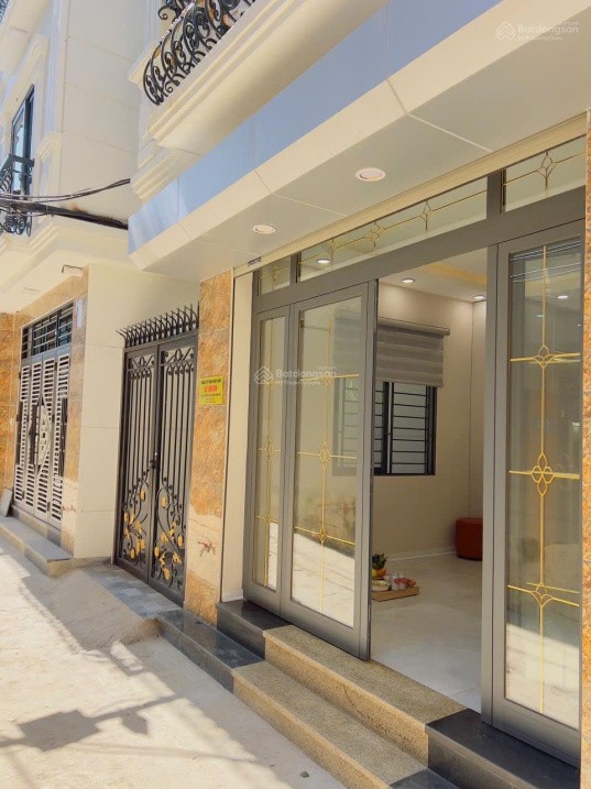 Nhà phố Ngô Quyền 58m², 2 mặt thoáng, ô tô đỗ cửa, kinh doanh 2