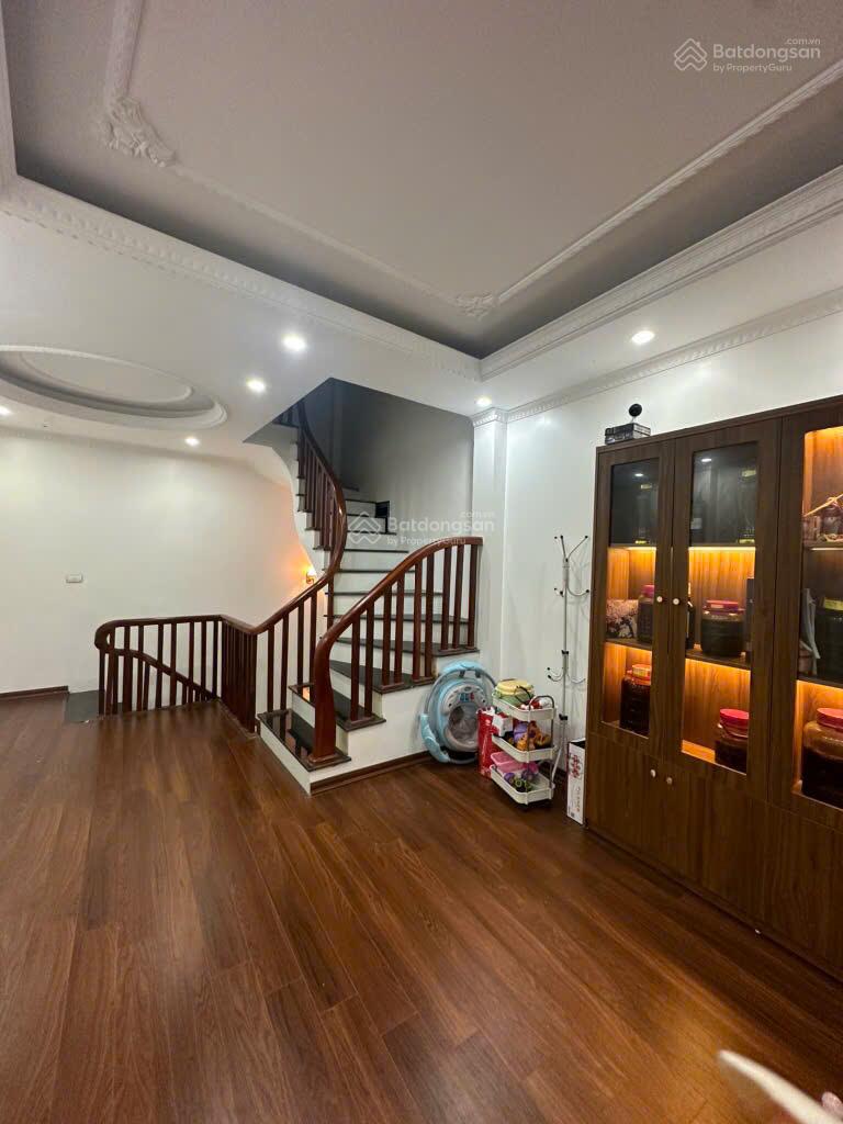 Nhà phố cầu Bươu, 67m2, ô tô tránh, MT 5m, kinh doanh tập nập, 10 tỷ 3