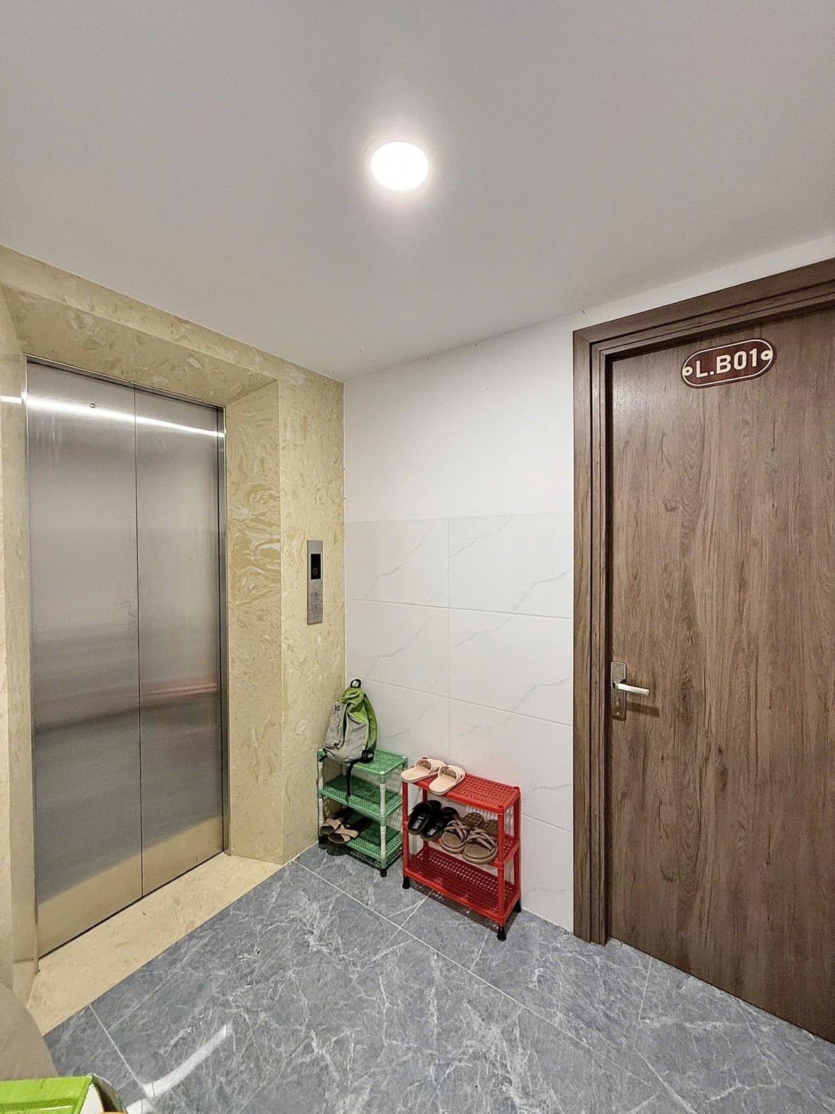 140TR/M2 - CHDV 90m2 5 TẦNG THANG MÁY - 9 PHÒNG HẺM XE HƠI FULL NỘI THẤT 10