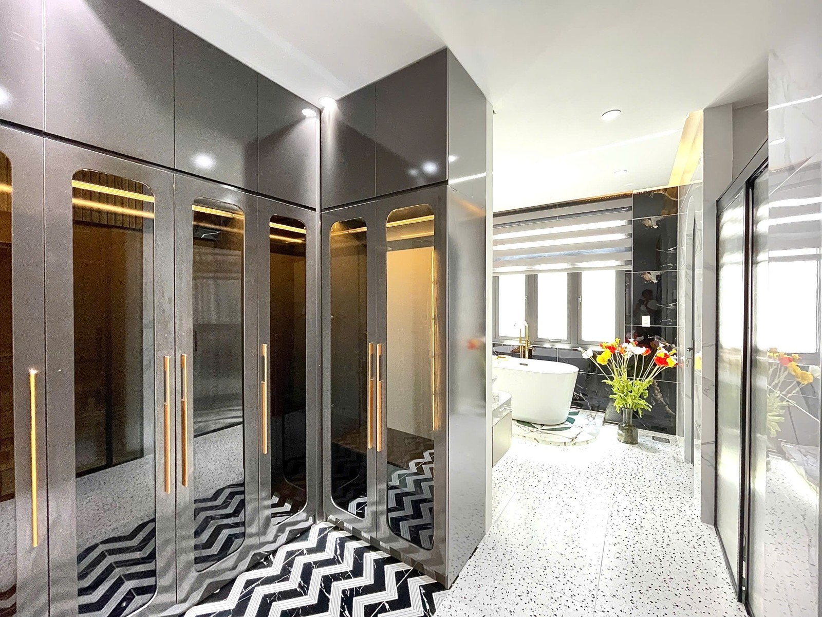 NHÀ ĐẸP 3 TẦNG GÒ VẤP HXH KHU PHÂN LÔ ĐỒNG BỘ - DTSD 170m² - GIÁ 8.668 TỶ 9