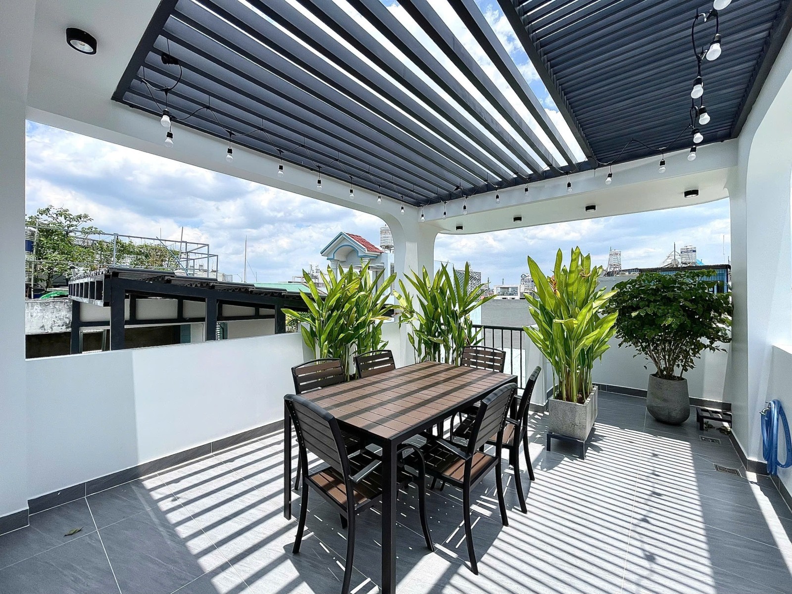 NHÀ ĐẸP 3 TẦNG GÒ VẤP HXH KHU PHÂN LÔ ĐỒNG BỘ - DTSD 170m² - GIÁ 8.668 TỶ 7