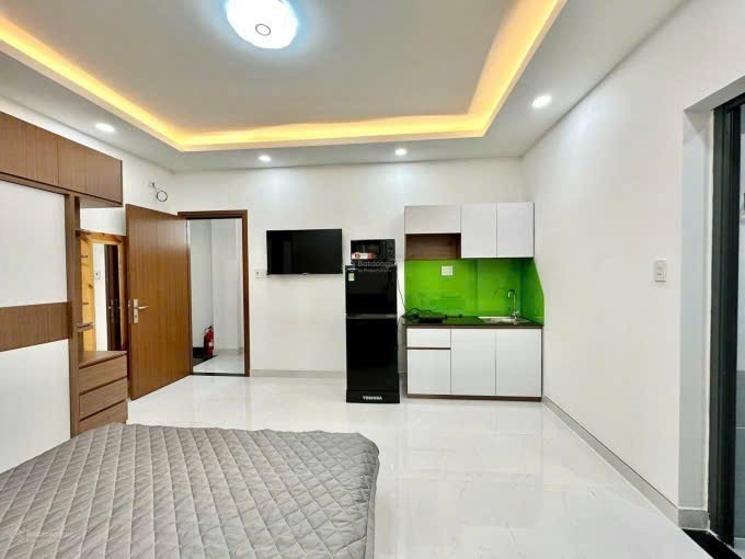 12 CHDV PHÚ NHUẬN LUÔN FULL PHÒNG - 7 TẦNG HẺM XE HƠI - DOANH THU 85TR/THÁNG - GIÁ 23T 10