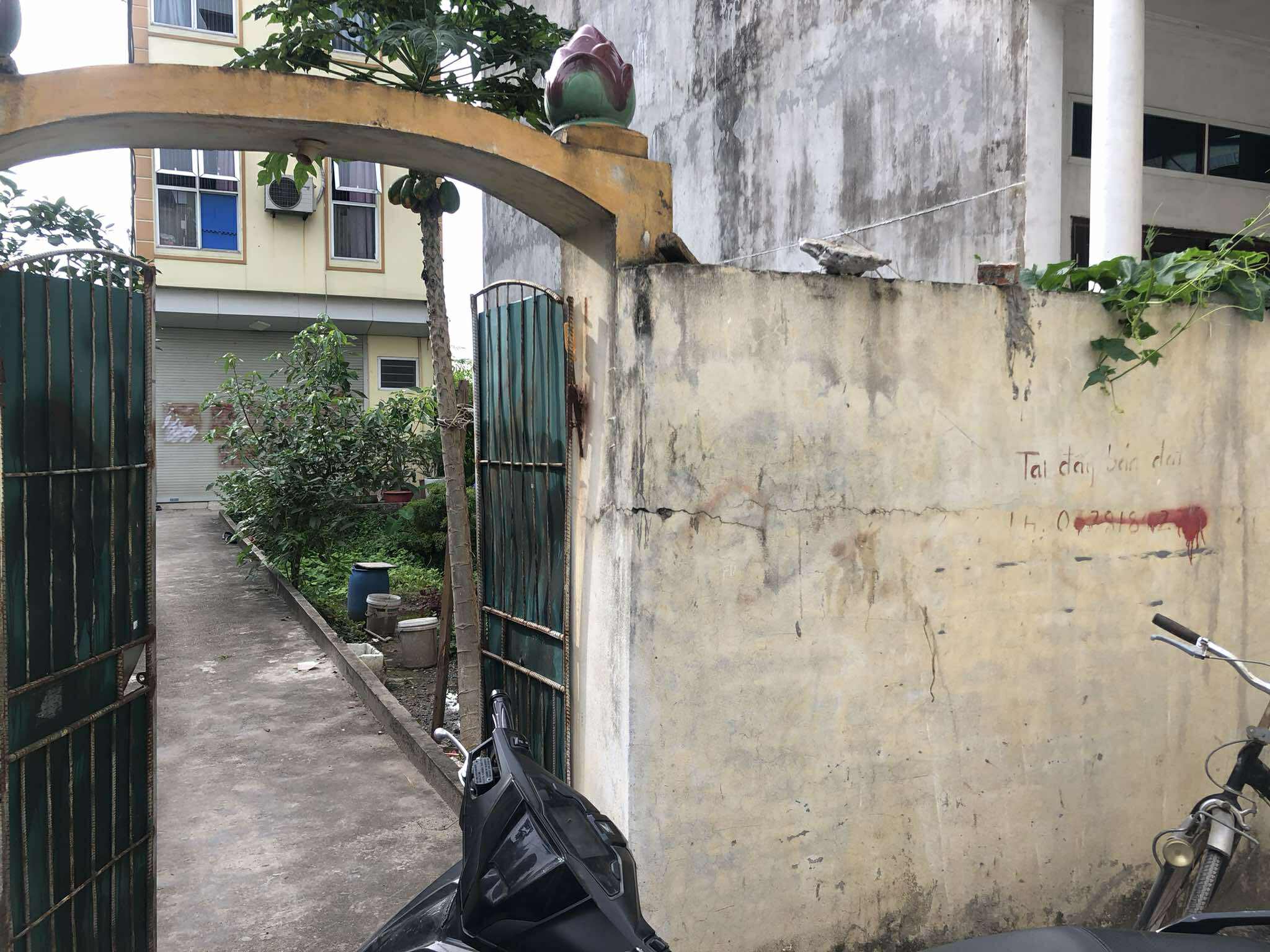 Thổ cư lô góc 3 mặt ngõ thoáng vĩnh viễn ô tô đỗ tận cửa phường Minh Khai 2