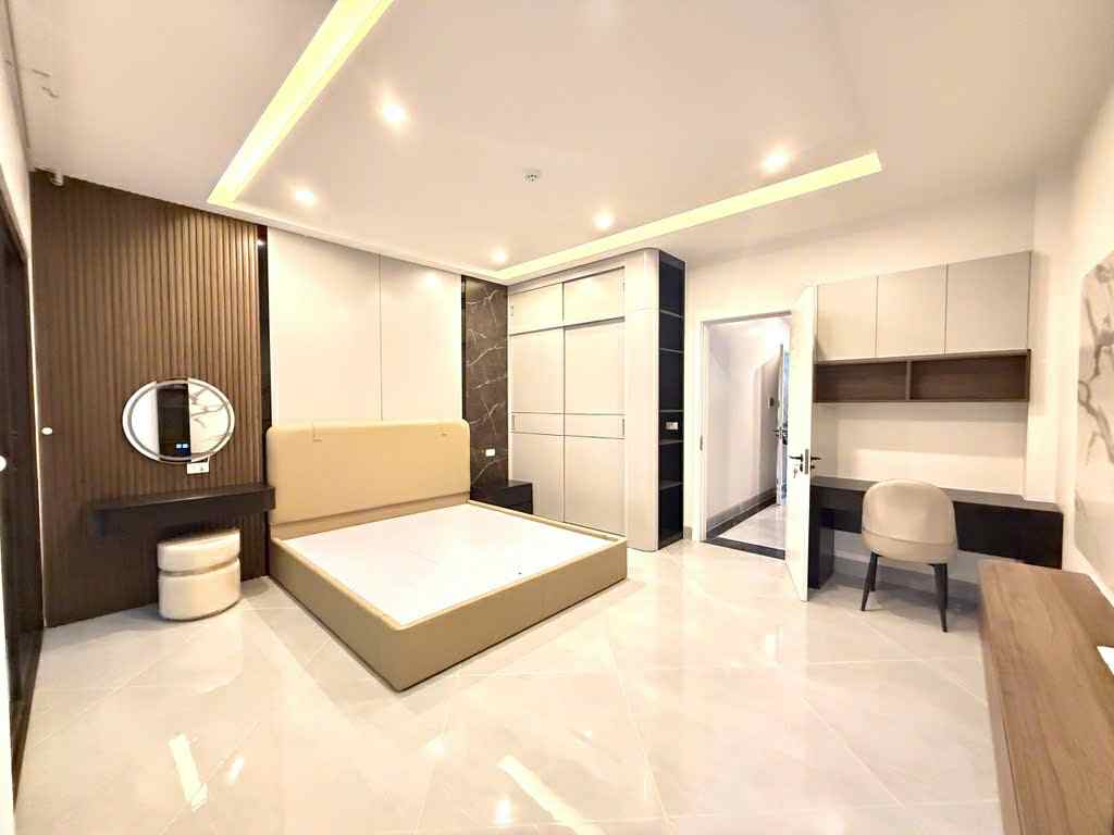 Chung cư mini quận Long Biên, 90m x 7 tầng, ôtô thông, PCCC cao cấp, dòng tiền 80tr/tháng 2