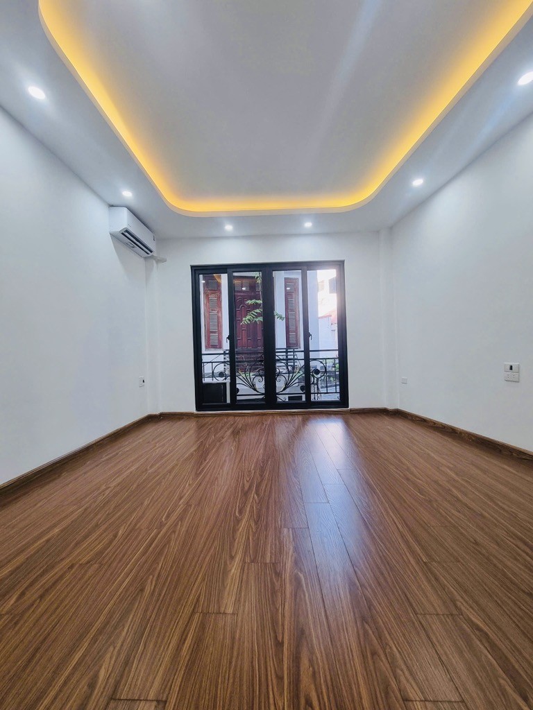 Siêu phẩm Vũ Tông Phan, lô góc, ô tô, 68m2, 4 tầng, chỉ 11.1 tỷ. 2