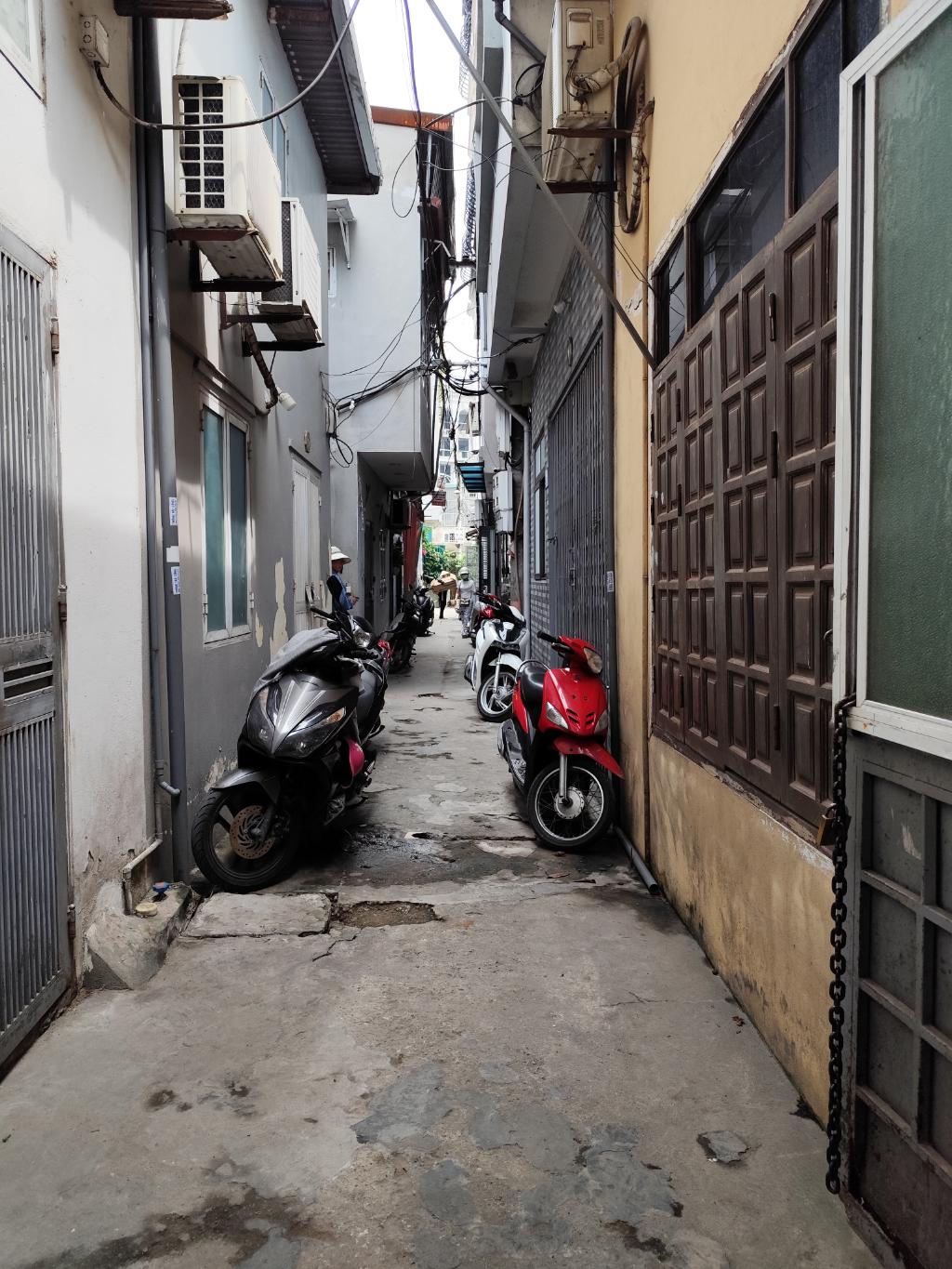 Bán đất mặt ngõ quỳnh thanh nhàn 118M kinh doanh hai bà trưng 3