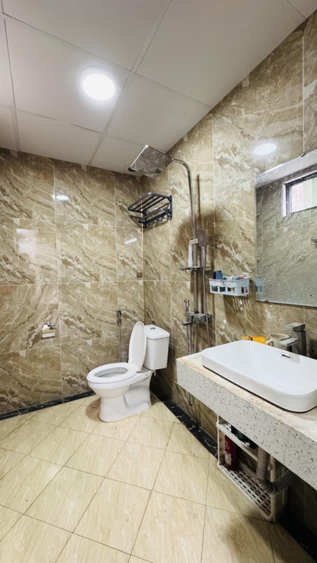 Siêu phẩm ngay Ngã Tư Sở lô góc 46m2, 7 tầng, thang máy, kinh doanh, ô tô đỗ cửa, 13 tỷ. 3