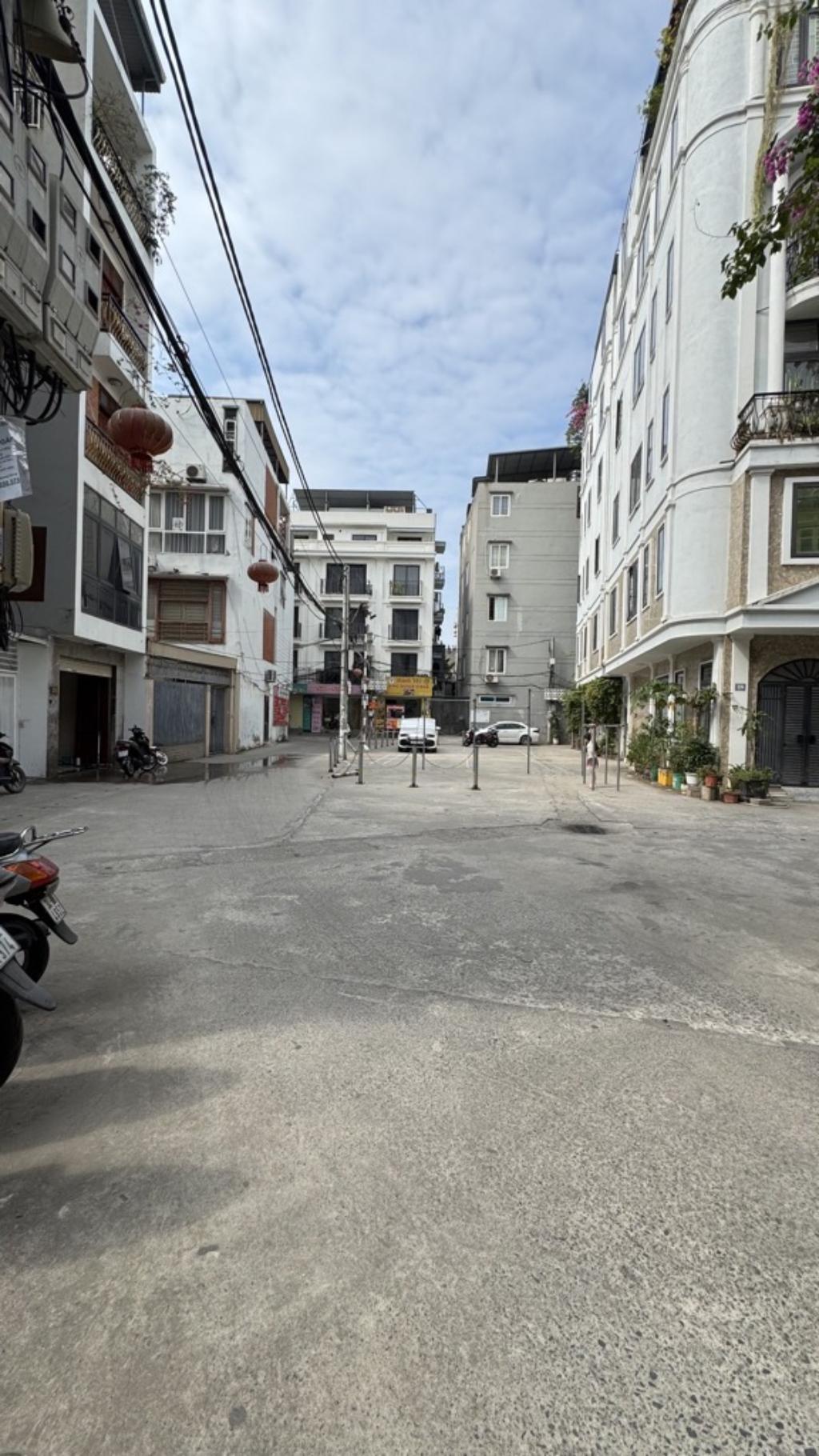 Bán nhà phân lô Bùi Xương Trạch, ô tô, 5 tầng, 47m2, 14,95 tỷ.