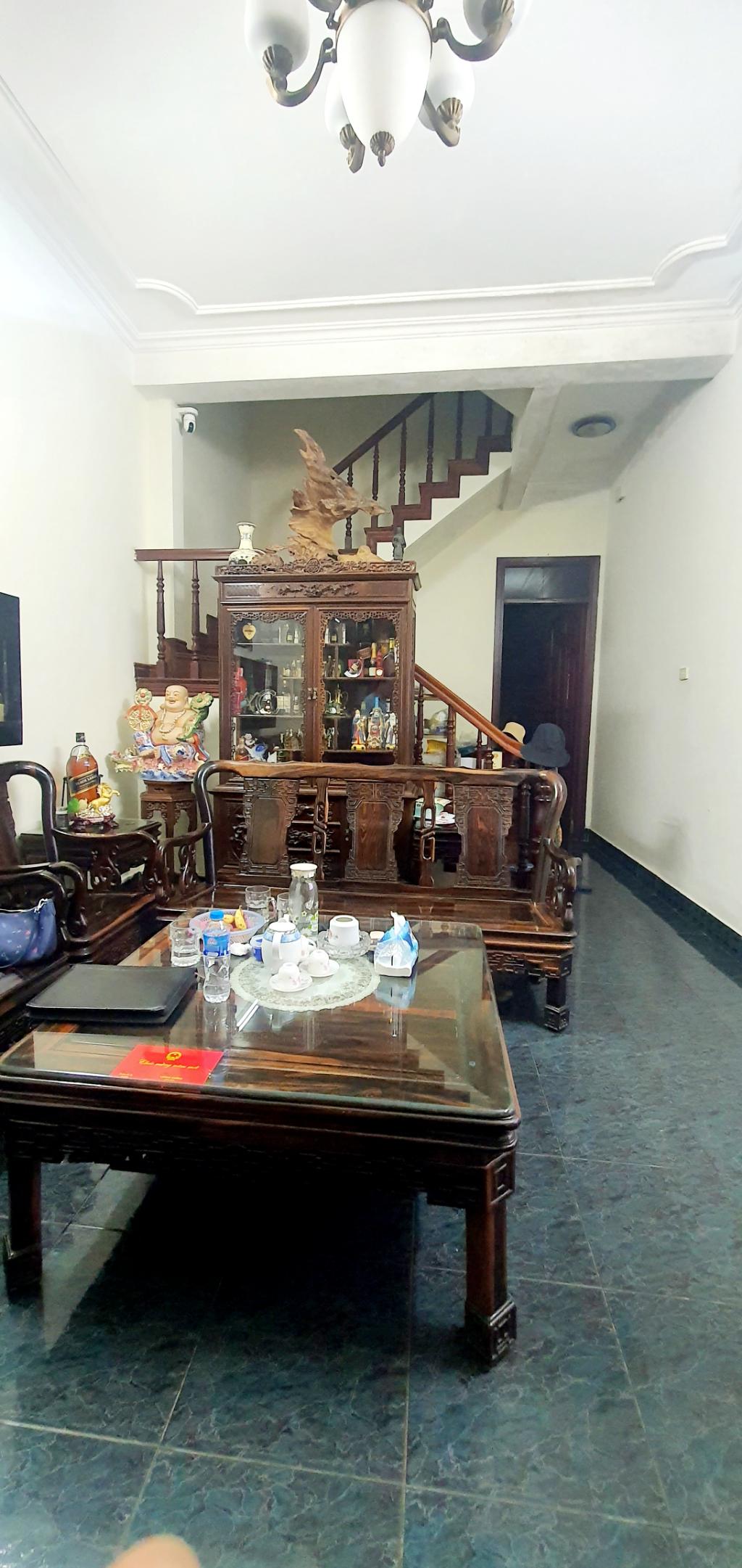 HOÀNG NHƯ TIẾP 31 tỷ 78m Ô TÔ TRÁNH KINH DOANH CHO THUÊ ĐỈNH,LONG BIÊN 2