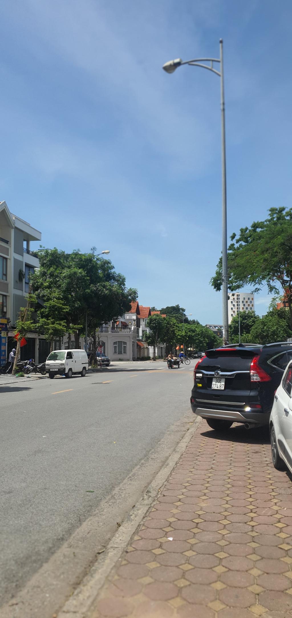 NHÀ VƯỜN 38 tỷ 120m MẶT PHỐ BÙI THIỆN NGỘ,KINH DOANH ĐỈNH,LONG BIÊN HÀ NỘI 2