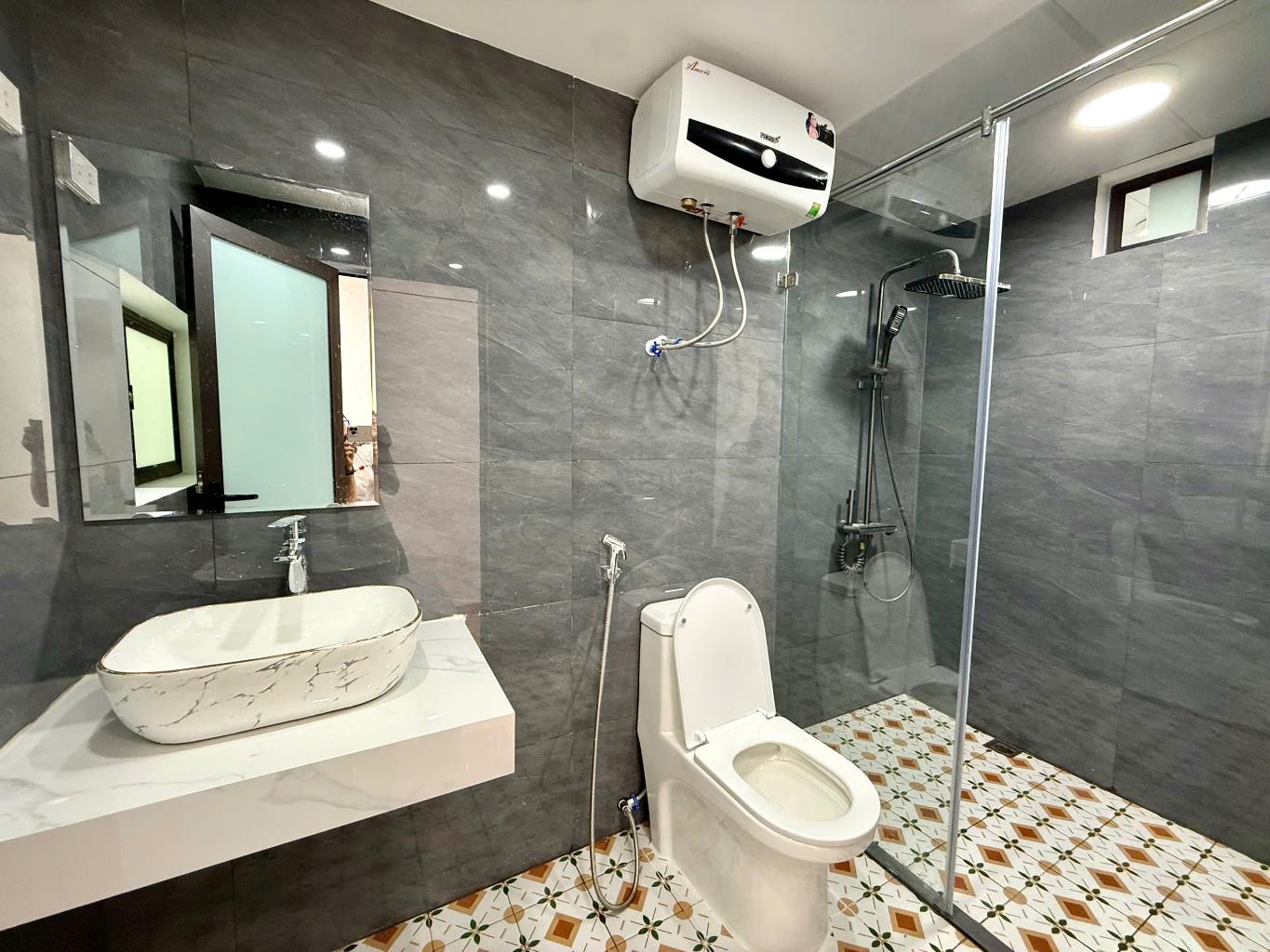 Cần bán Căn hộ chung cư đường Nguyễn Hiền, Phường Bách Khoa, Diện tích 85m², Giá 4.35 Tỷ 4