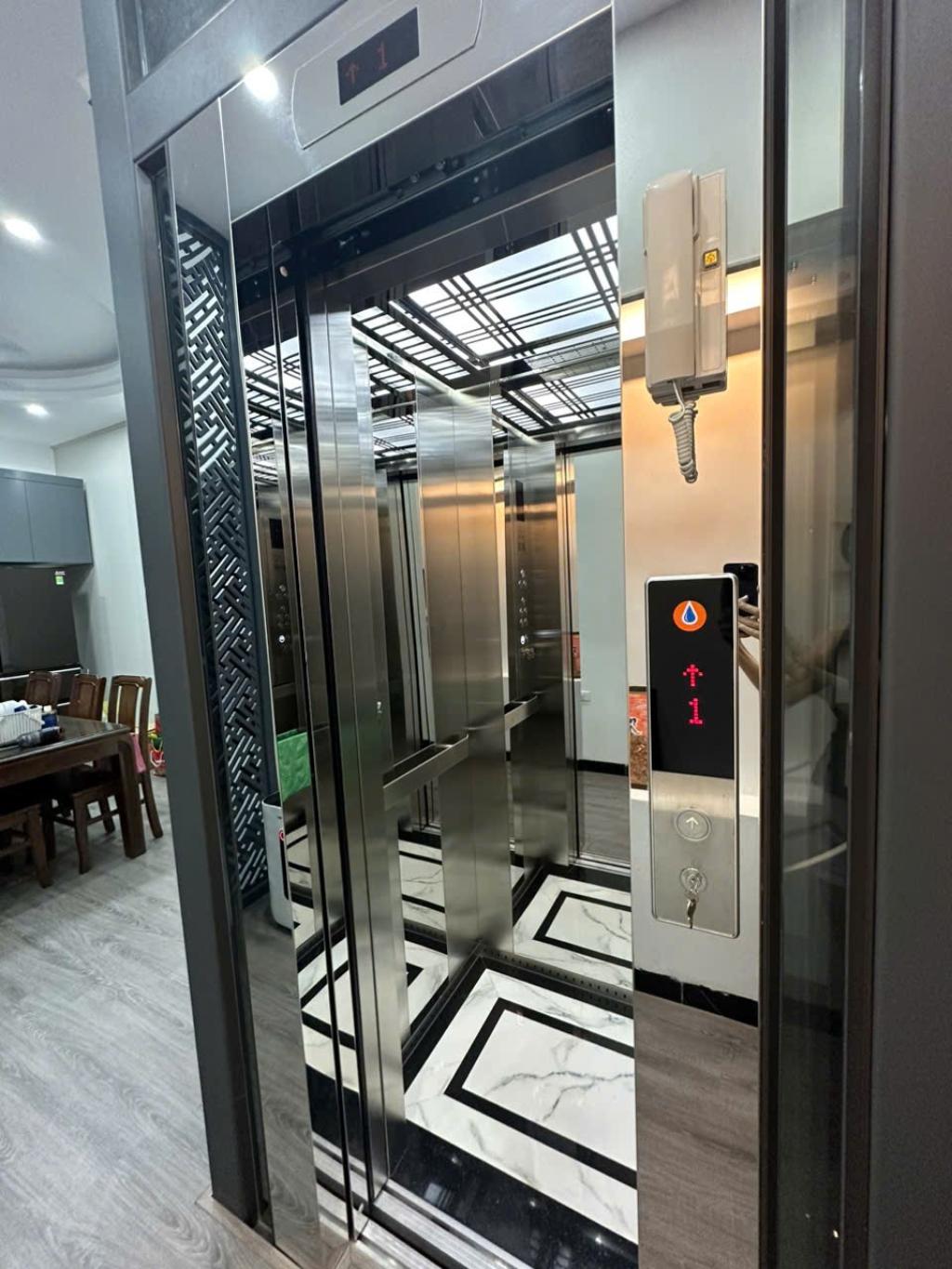 BÁN NHÀ ÁI MỘ 18 tỷ 55m CÓ VỈA HÈ,Ô TÔ ĐỖ CỬA,LONG BIÊN HÀ NỘI 3