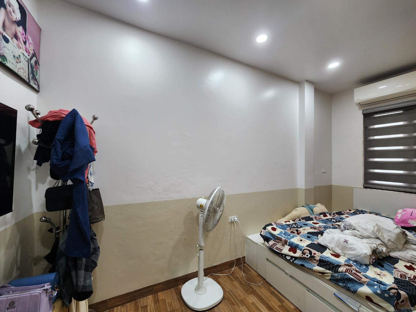 Nhà đẹp mặt phố Chùa Quỳnh 45m x5T, mt 4.8m, kinh doanh đỉnh. Giá 20.5 tỷ 2