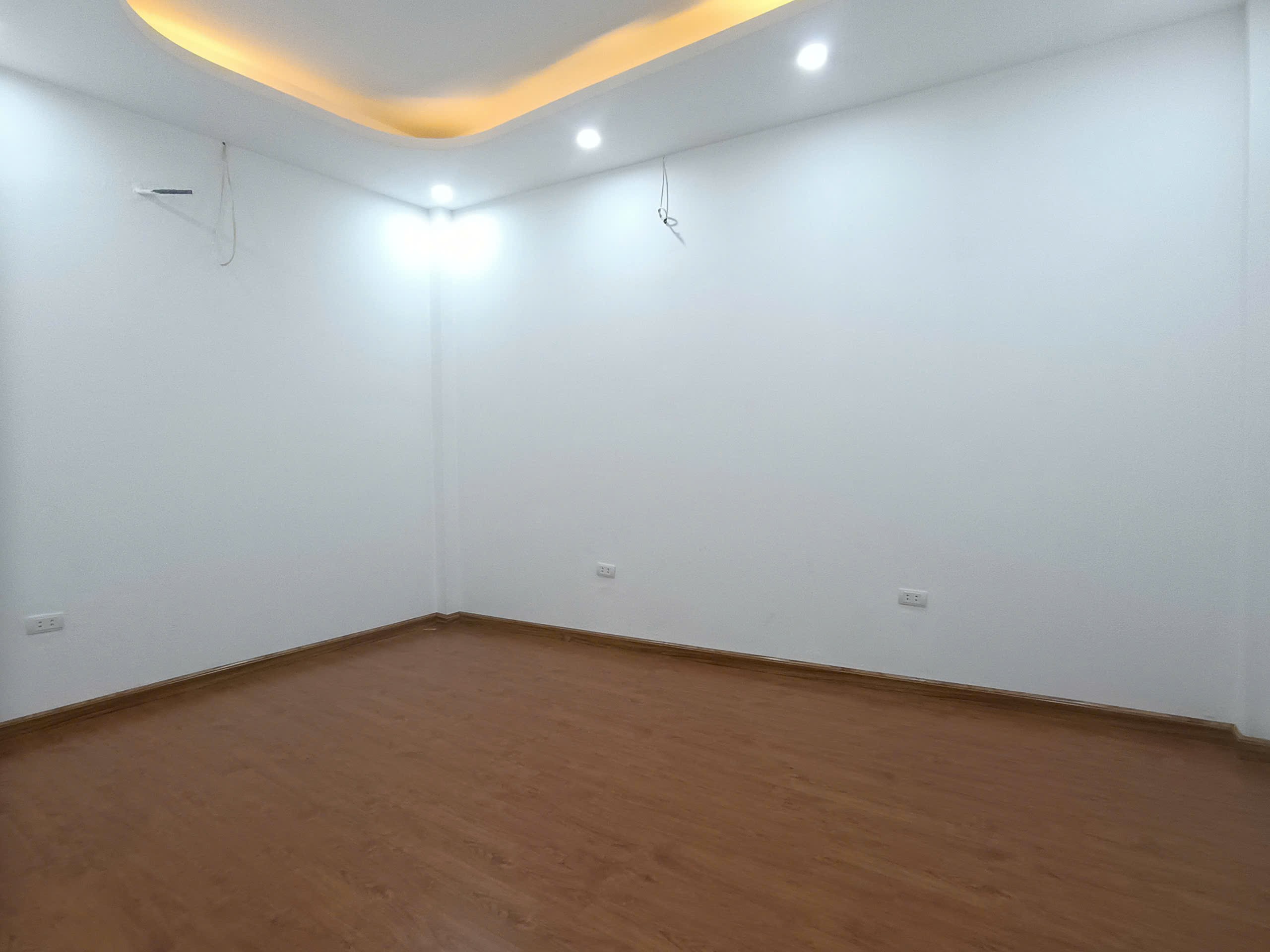 Bán nhà Tứ Hiệp, 42m2 x 5 tầng, mặt tiền 4.2m giá 5.4 tỷ 3
