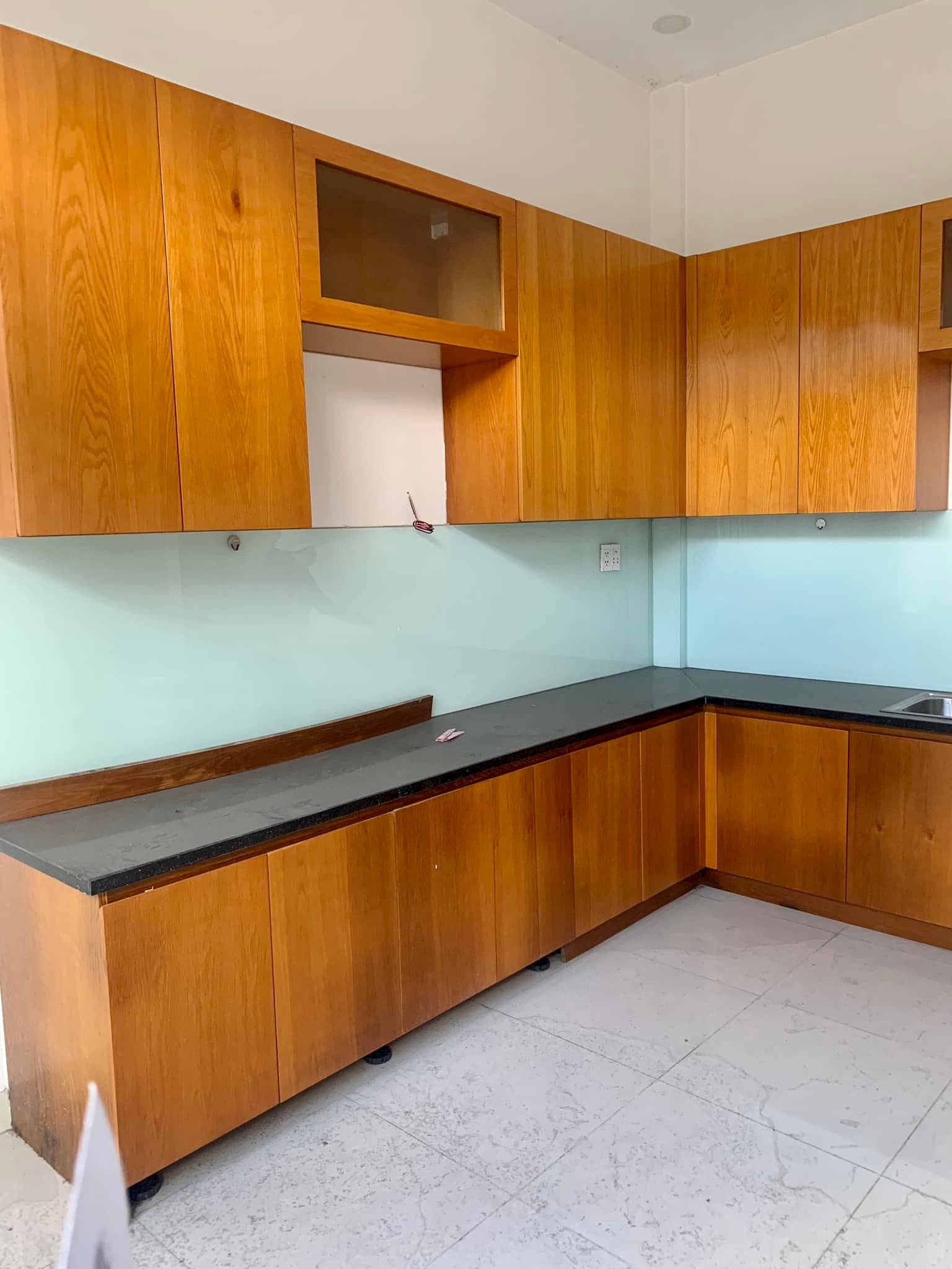 Bán nhà mặt tiền Hòa Bình-cạnh Đầm Sen-nhà mới-4 tàng-6PN-140m2 chỉ 12 tỷ 4