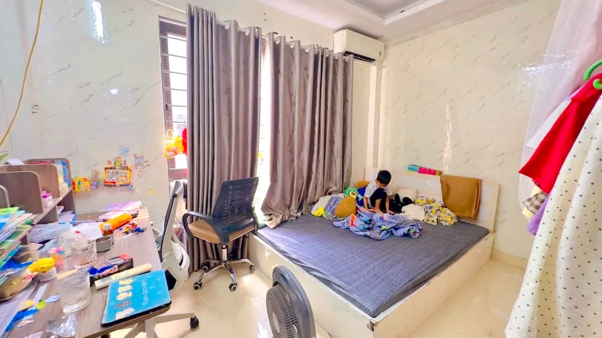 Bán nhà Ngọc Hồi 5 tầng, 42m2, mặt tiền 4m, giá 6.7 tỷ 3