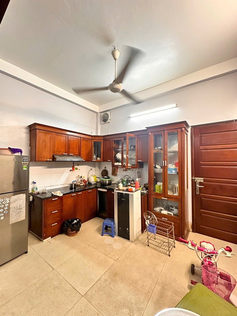 Cần bán Nhà mặt tiền đường Hoàng Mai, Phường Mai Động, Diện tích 65m², Giá 13.8 Tỷ 2
