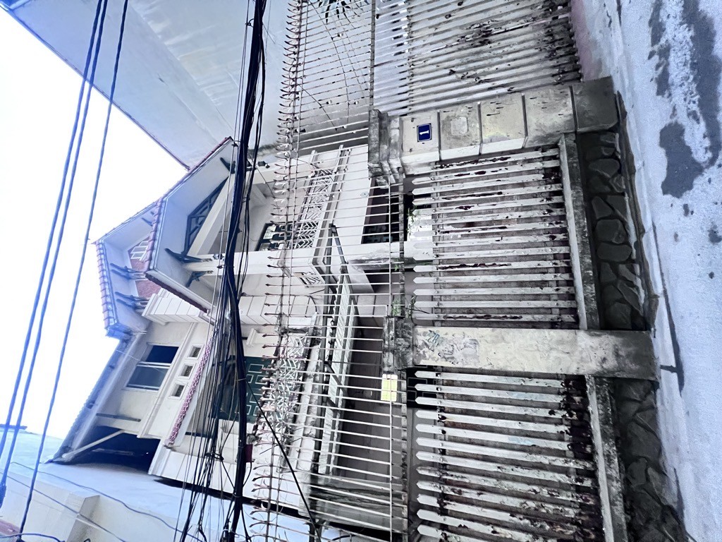 BÁN NHÀ NGỌC LÂM 20 tỷ 80m NGÕ Ô TÔ TRÁNH,HAI MẶT NGÕ,LONG BIÊN 2