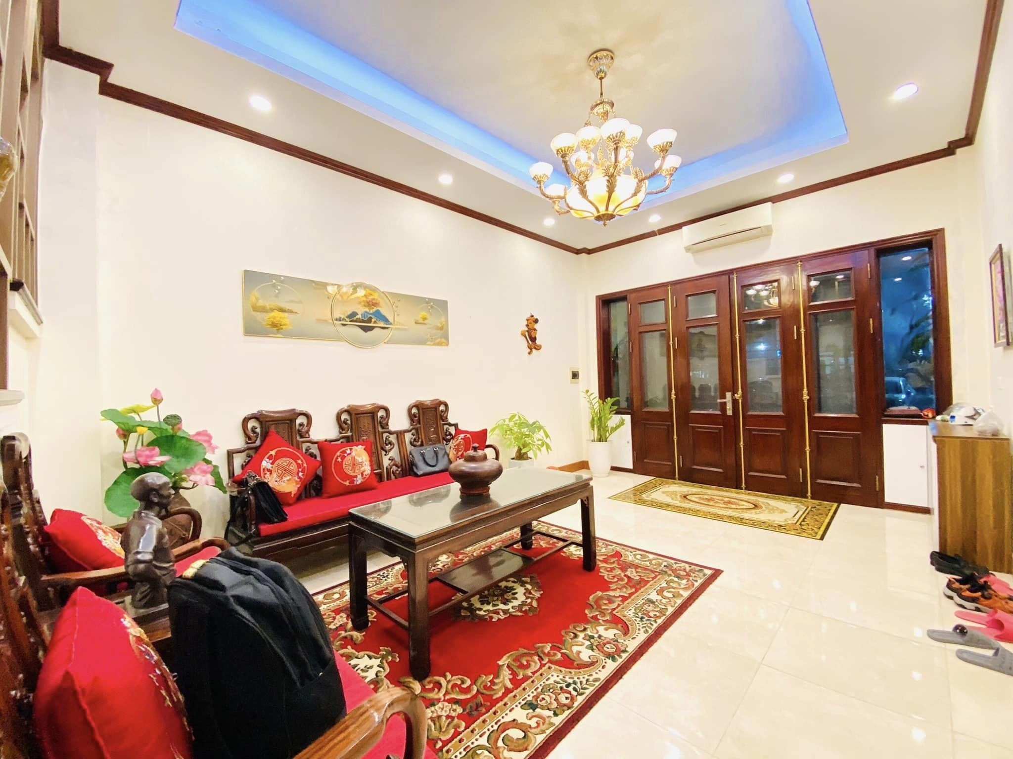 Bán nhà Khương Hạ- Ngõ rộng thênh thang- Giá rẻ bất ngờ- 60m2- Chỉ nhỉnh 8 tỷ 2