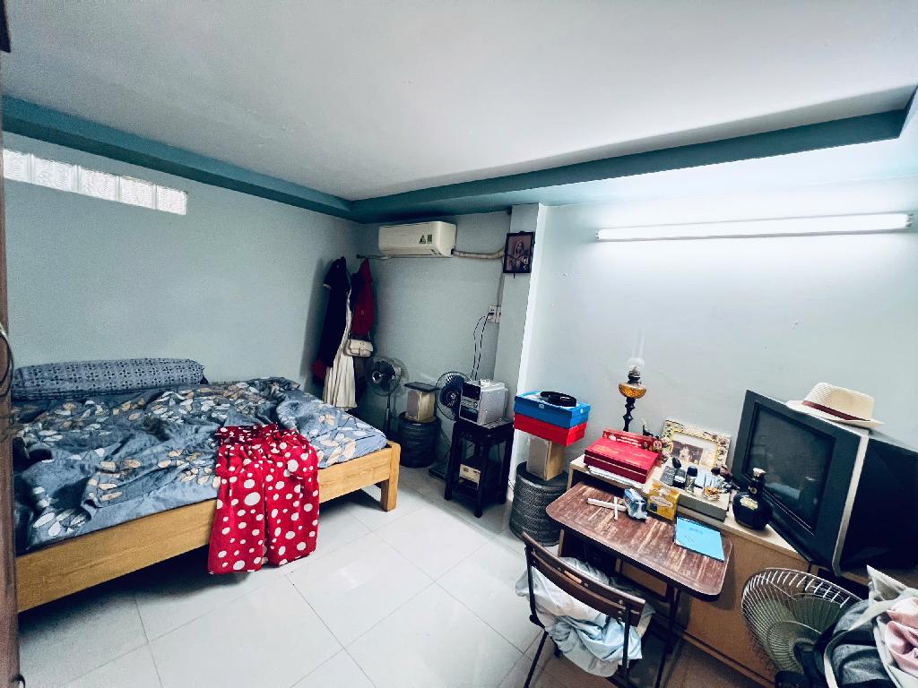Bán nhà hẻm 8m Cầu Xéo-ngang 4m-sổ vuông-mua bán tấp nập 4