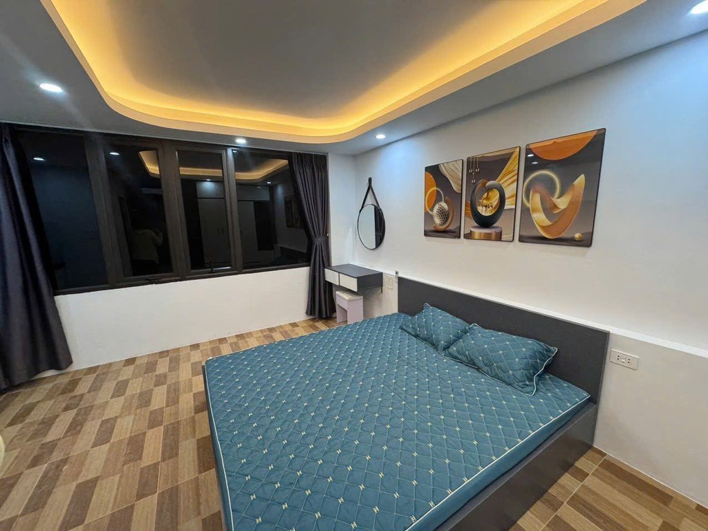 Bán nhà Xuân Thủy, Cầu Giấy, ngõ nông thoáng 48m2, 5 tầng, Mt 4.3m, chỉ 12.5 tỷ