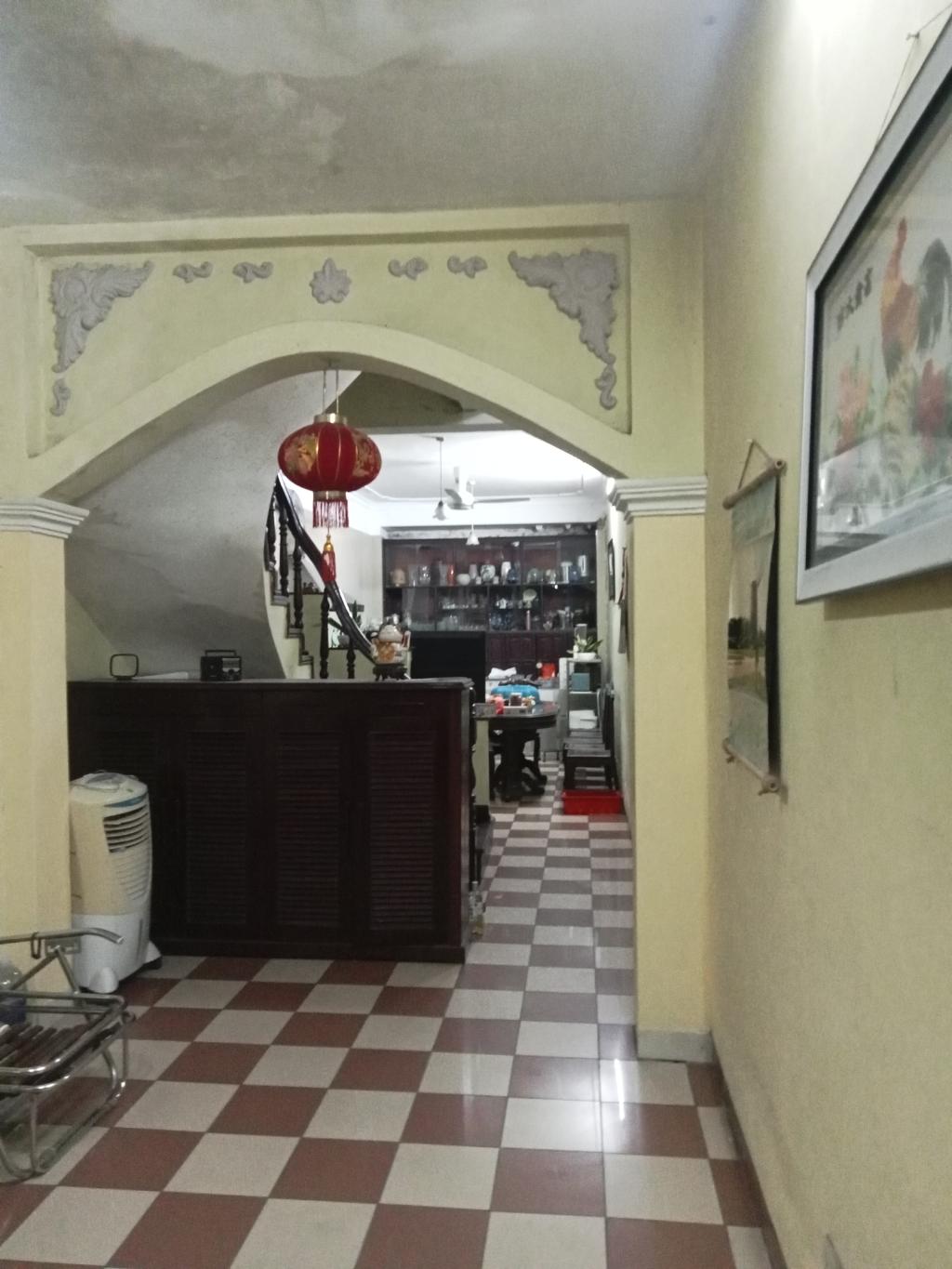 Bán nhà Hoàng Hoa Thám, Tây Hồ, lô góc, 2 thoáng, 60m2, 5 tầng, Mt 3.5m, chỉ 22 tỷ 2
