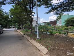 Bán nhanh lô đất hàng hiếm mặt tiền đường Đỗ Xuân Hợp, đối diện The Global City vị trí đẹp 2