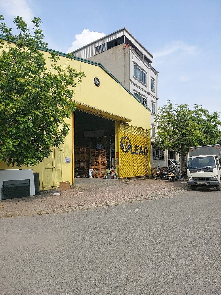 BÁN NHÀ BÁT KHỐI 10 tỷ 65m VIEW HỒ ĐIỀU HÒA, LONG BIÊN