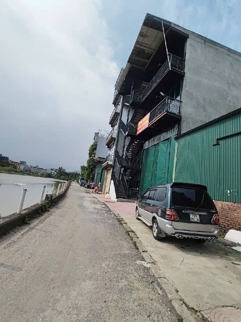 BÁN NHÀ BÁT KHỐI 10 tỷ 65m VIEW HỒ ĐIỀU HÒA, LONG BIÊN 4
