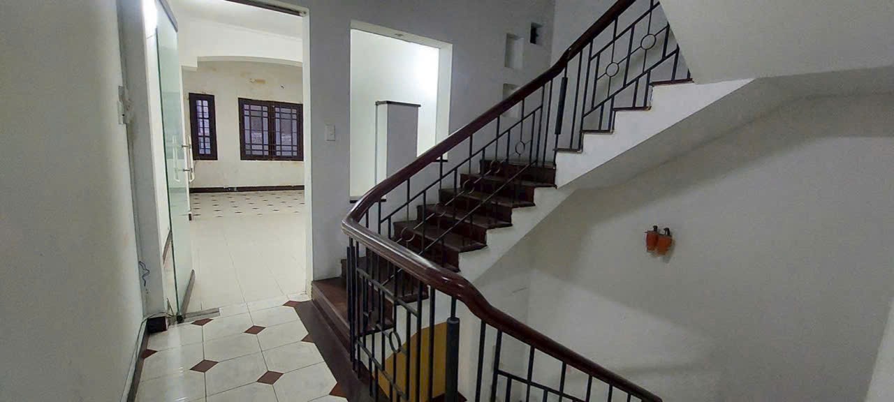 Giá đầu tư - hẻm nhựa 8m Nguyễn Gia Trí, Phường 25, BT - (4 x 20m) vuông vức - 4 tầng - giá 14.5 4