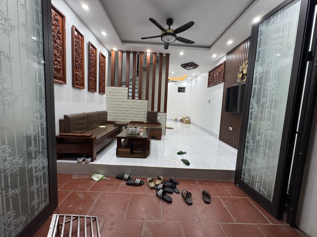 TRUNG TÂM TÂY MỖ- HÀNG XÓM VINHOMES- GẦN Ô TÔ- GIÁ NHỈNH 7 TỶ 2
