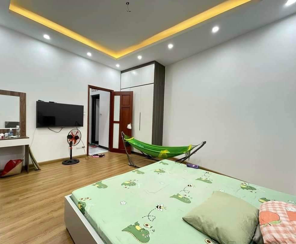 Bán nhà Thụy Khuê, Tây Hồ, 6 tầng thang máy, nhà mới đẹp ở ngay. 10m ra mặt phố. Giá 11 tỷ 2