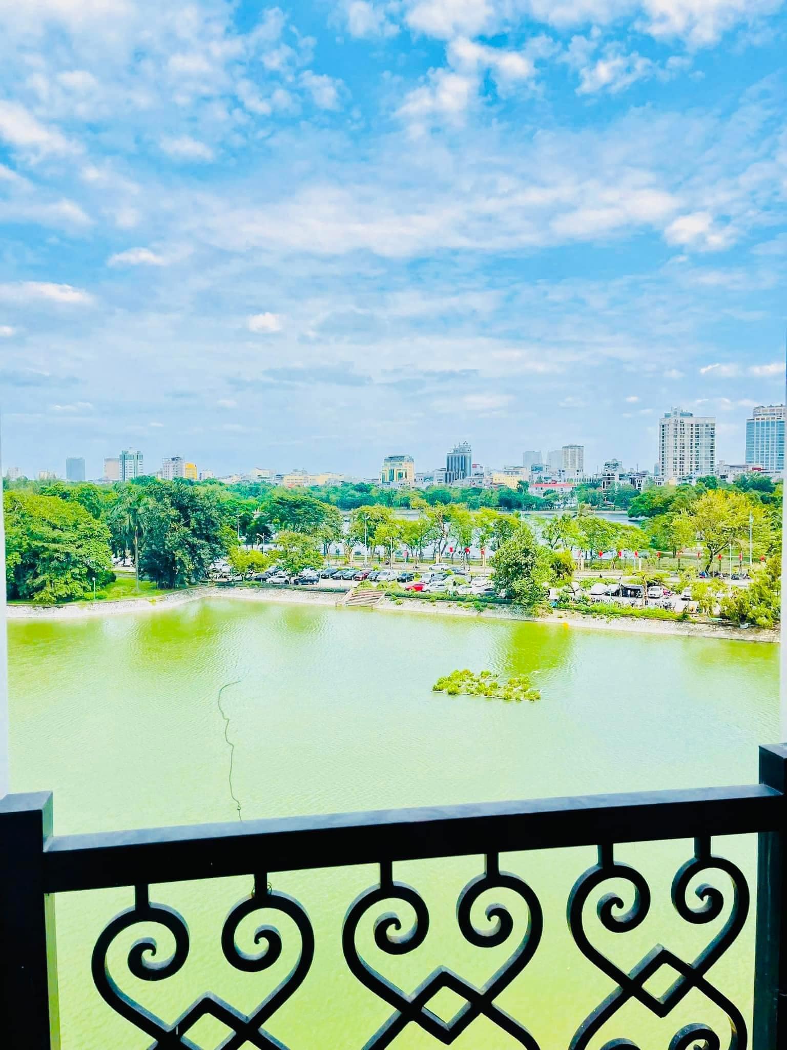 Mặt Hồ Ba Mẫu 155M2 8 Nổi 1 Hầm Mặt Tiền 8.5M 115 Tỷ Đoạn Đẹp nhất Hồ