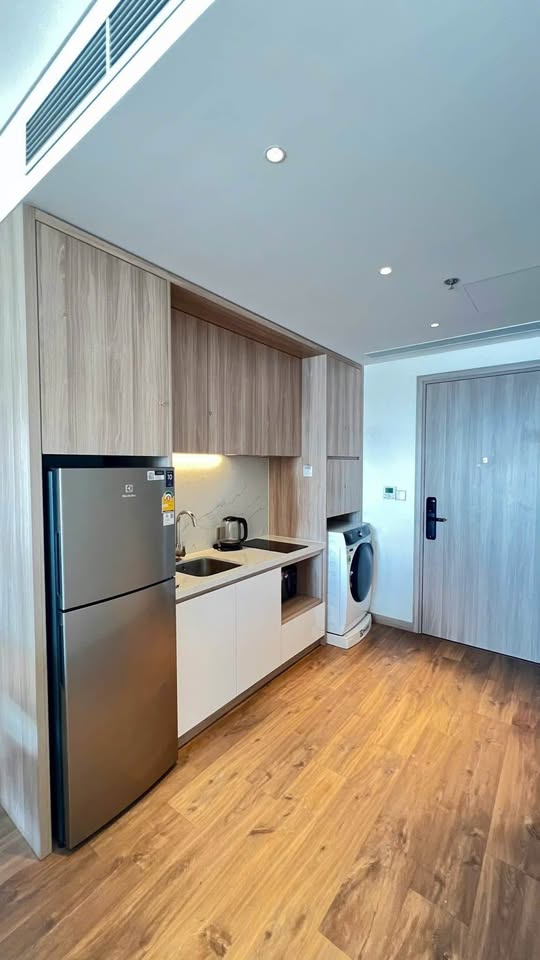 Cần bán Căn hộ chung cư đường Hoàng Quốc Việt, Phường Bãi Cháy, Diện tích 75m², Giá 4.3 Tỷ 6